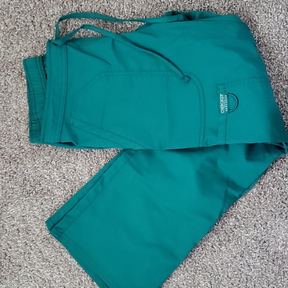 NWOT Scrub Pants